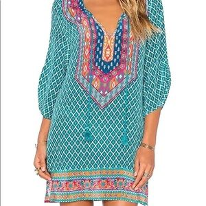 NWT cute, patterned shift dress. Size large.